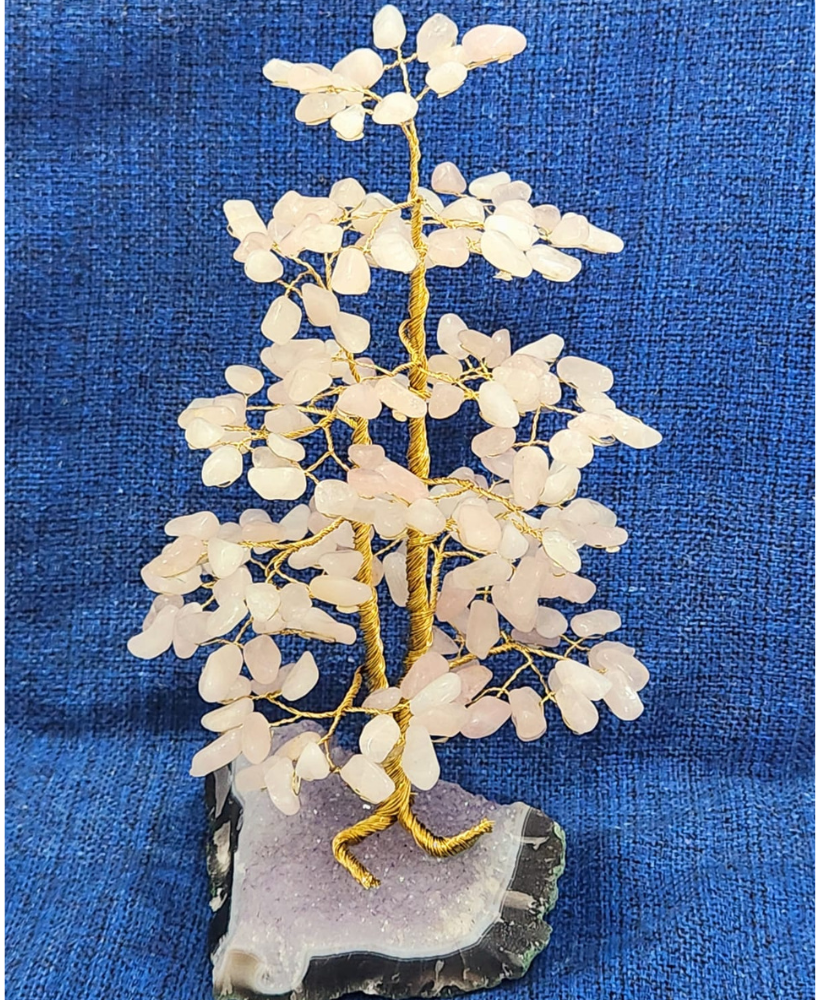 Árvore grande de quartzo rosa na base de ametista 30cm